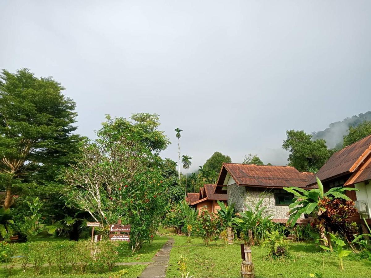 Khao Sok River & Jungle Resort Khao Sok National Park Exterior photo