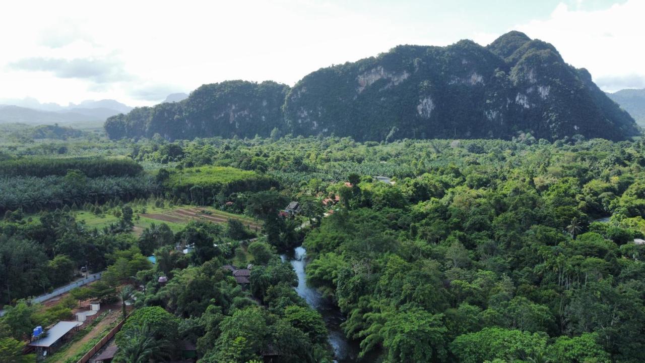 Khao Sok River & Jungle Resort Khao Sok National Park Exterior photo